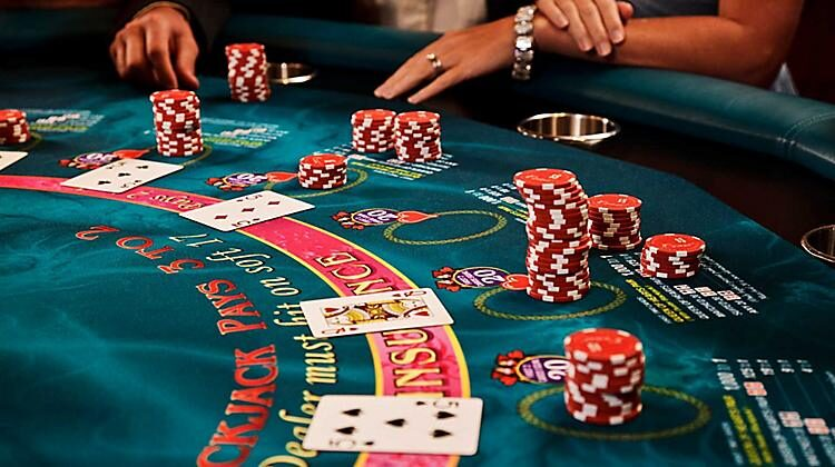 Top88 tiết lộ sức hút khó cưỡng của game bài casino trực tuyến 